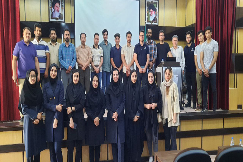 به مناسبت هفته دولت و با هدف گسترش فرهنگ نوآوری و فناوری در استان کردستان